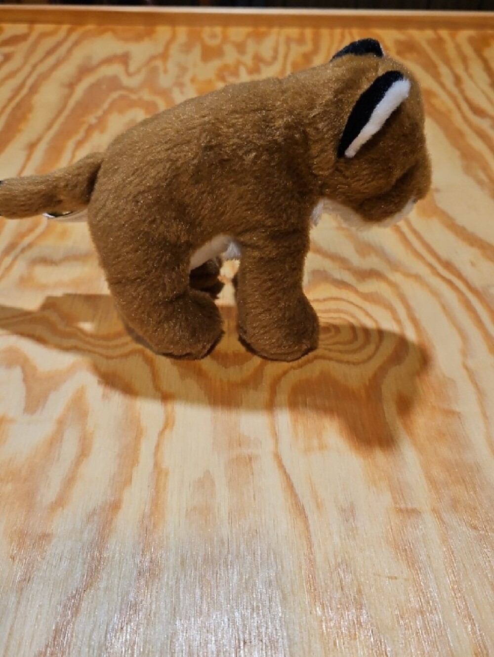 Wild Republic Mountain Lion Plush - Brown & White - Picture 6 of 8